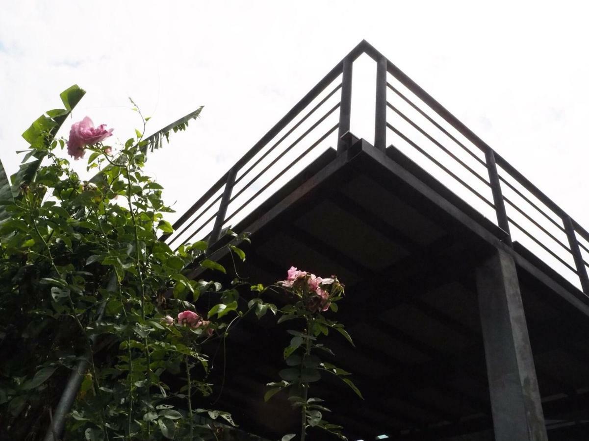 Bann Rai Klai Weang Homestay Mae Taeng Exterior photo